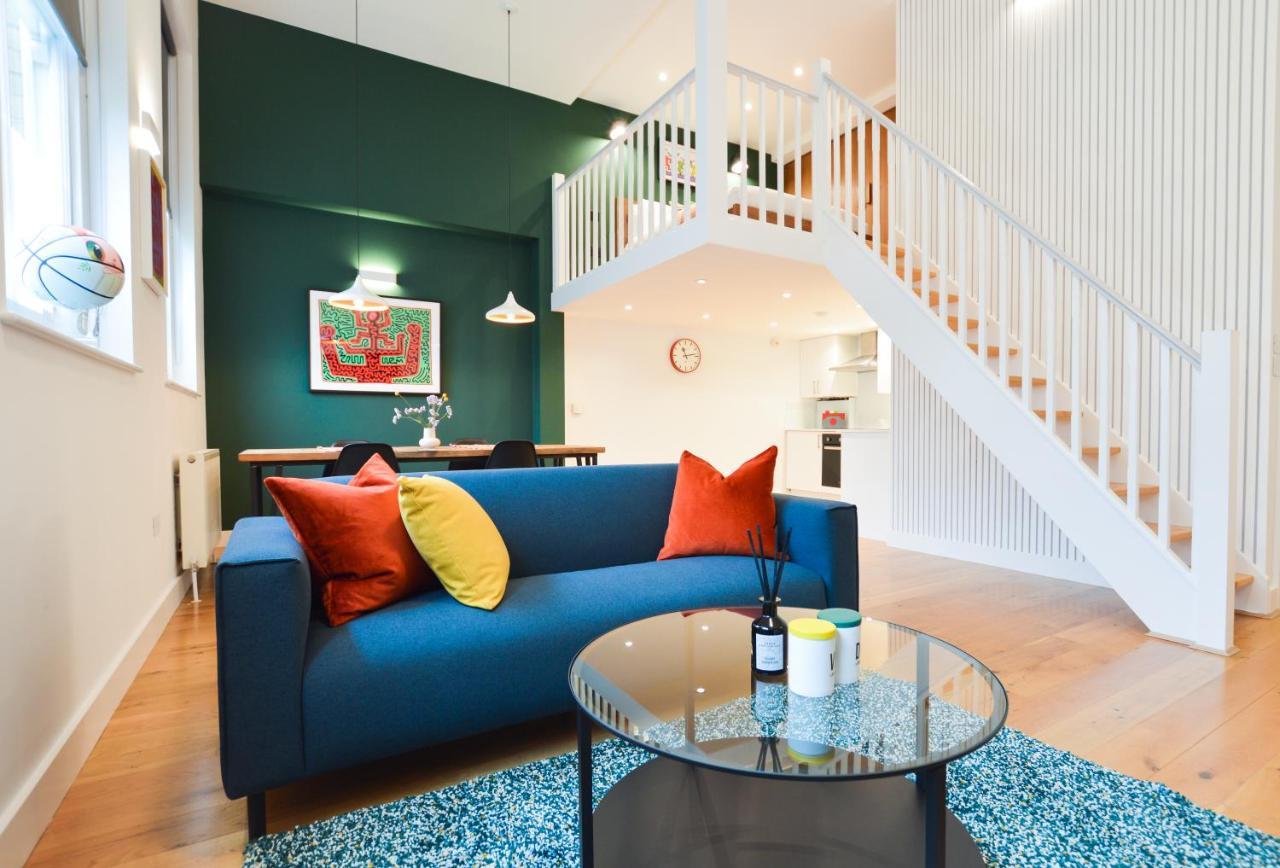 Spacious West Hampstead Apartment With Mezzanine Bedroom By Concept Apartments Londra Esterno foto