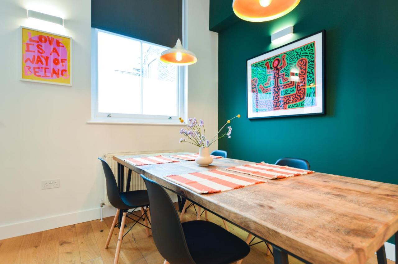 Spacious West Hampstead Apartment With Mezzanine Bedroom By Concept Apartments Londra Esterno foto