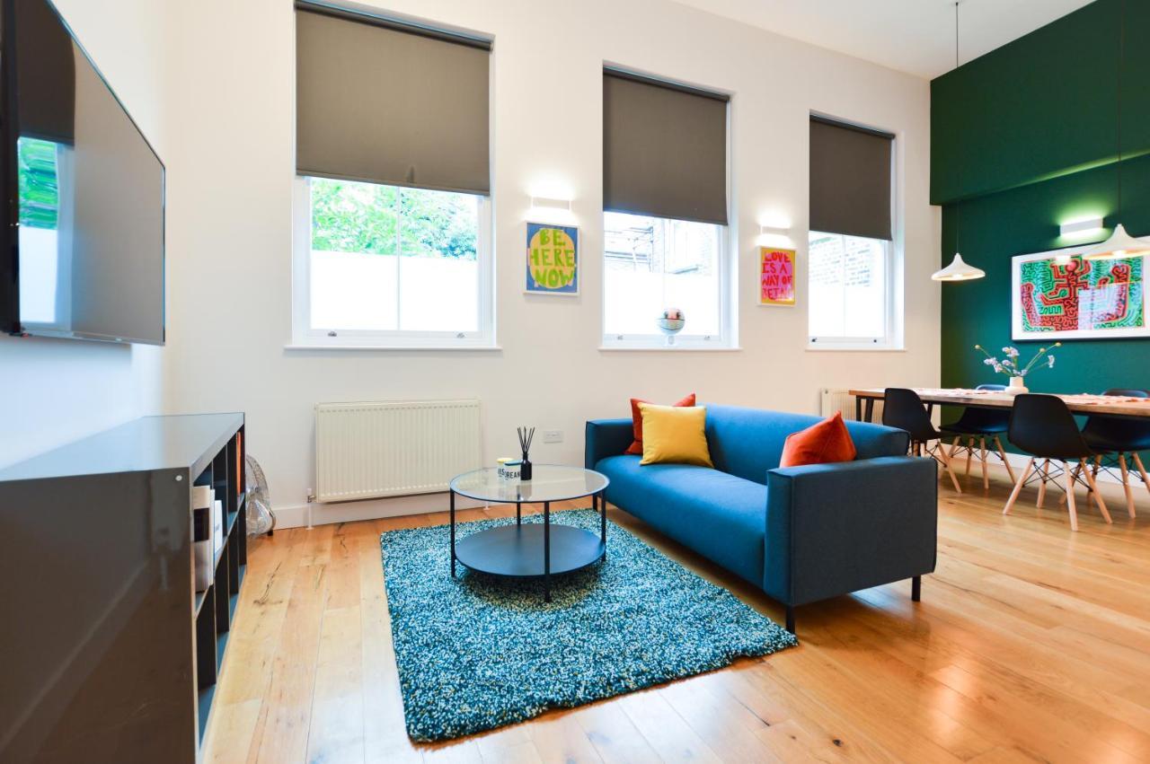 Spacious West Hampstead Apartment With Mezzanine Bedroom By Concept Apartments Londra Esterno foto
