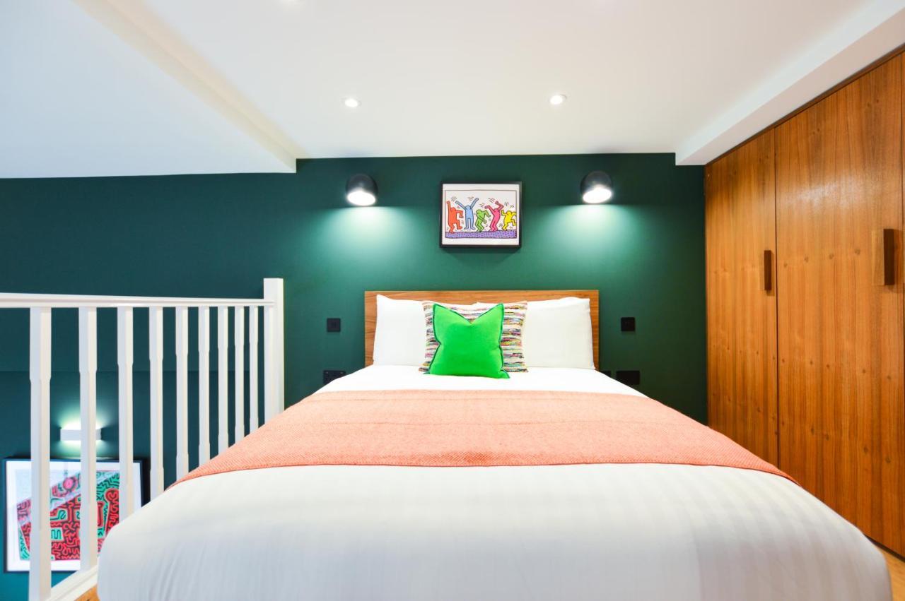 Spacious West Hampstead Apartment With Mezzanine Bedroom By Concept Apartments Londra Esterno foto